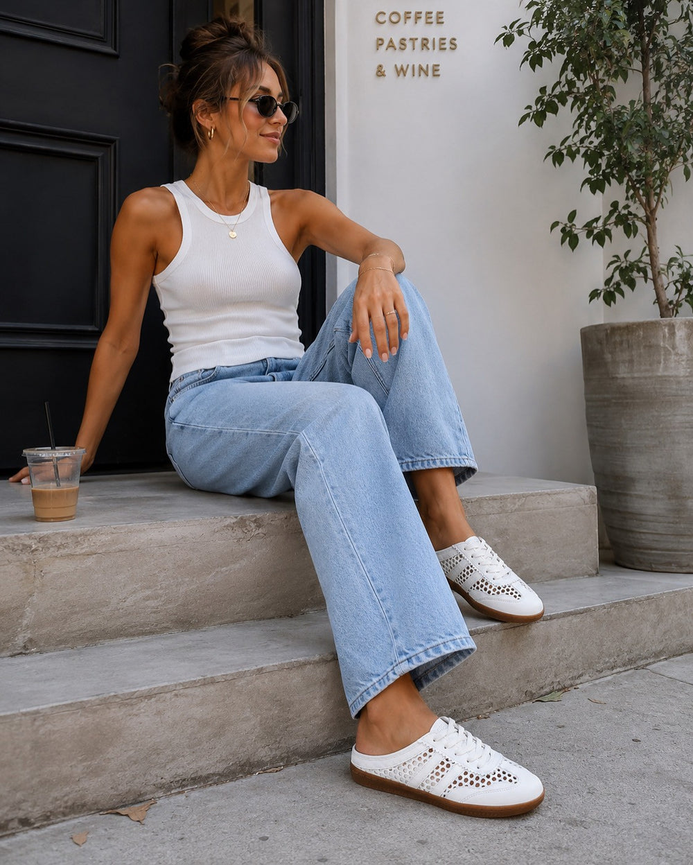 BECCA - WHITE