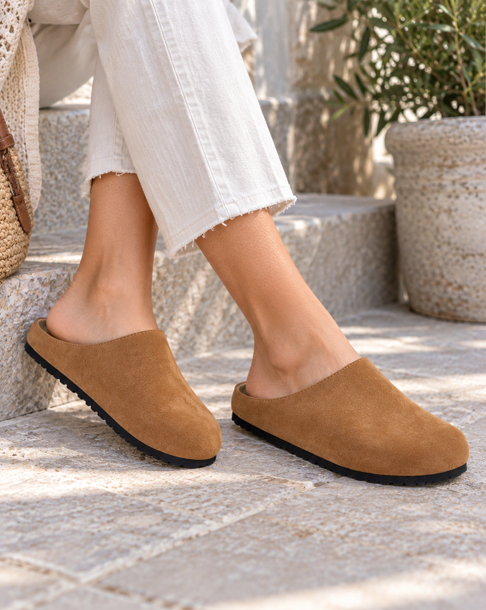 SAINT - TAN SUEDE