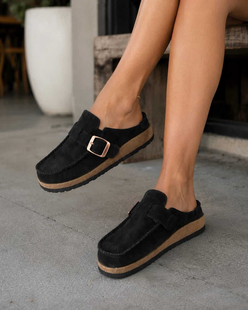 WINNIE - BLACK SDE